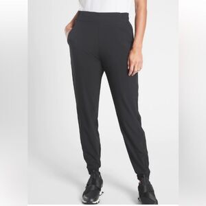 Athleta Brooklyn Pants Lined Jogger Travel Commuter Work Black Size 12